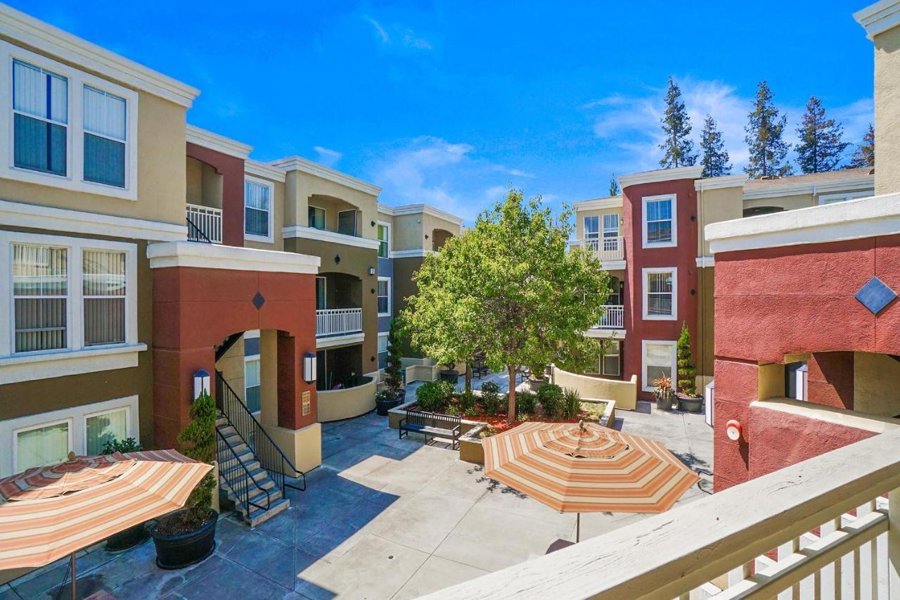 Global Luxury Suites In Cupertino Exterior photo